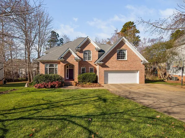 8325 Fountain Park Dr, Raleigh, NC 27613