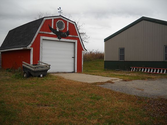 3rd image of 22592 Betty Jane Dr