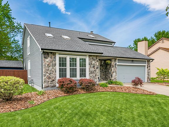 3rd image of 4387 Shirlene Dr