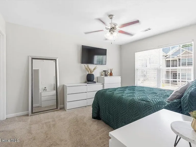 2047 Reserve Ln — Photo 15