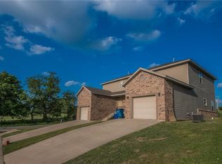 601 SW Loudon Dr UNIT 1, Bentonville, AR 72712