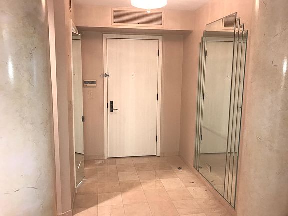 2nd image of 4545 W Touhy Ave #215W