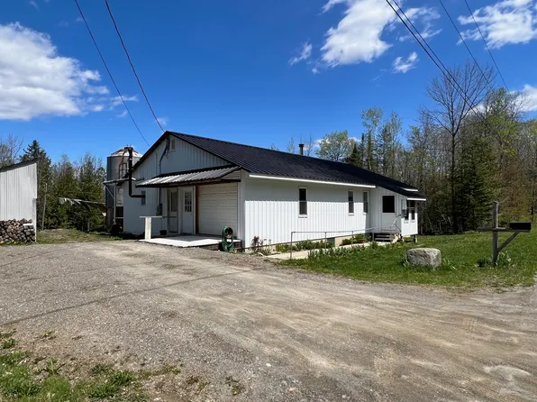 84 Dunn Road, Dexter, ME 04930