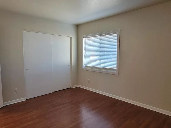 4385 Avenida Palermo APT D