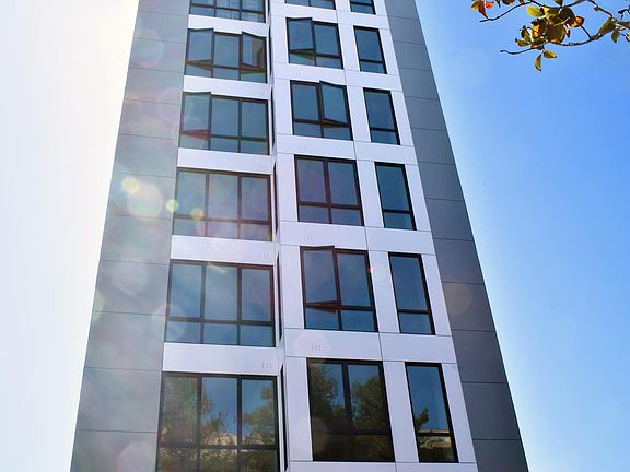 2nd image of 750 Harrison St #306