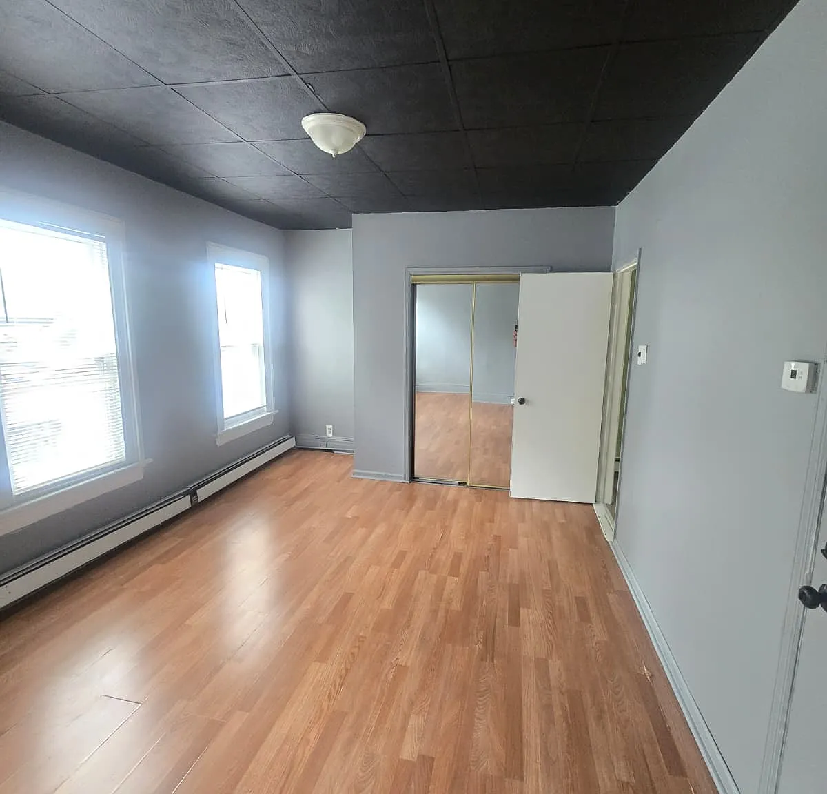 2 bed, $2,000 — Photo 4