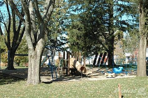 2nd image of 7400 N Shore Dr #17