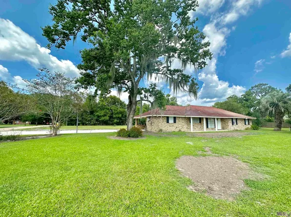 45281 Sol Hanna Rd, Saint Amant, LA 70774