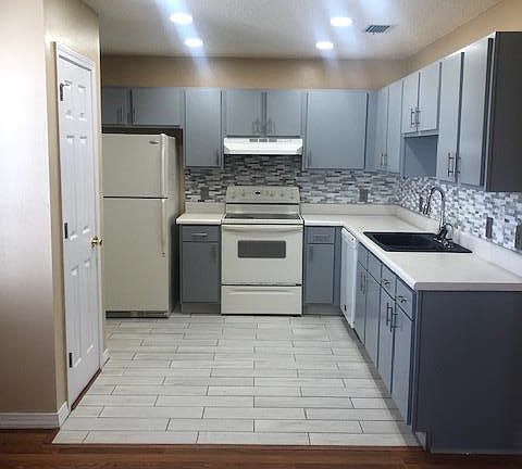 3rd image of 9317 E River Dr