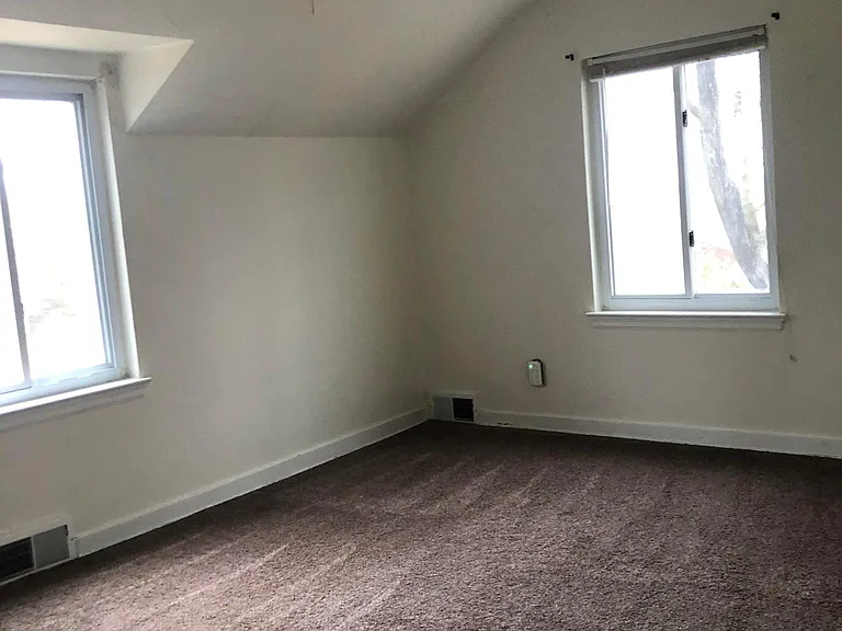 1825 Rosedale Ave #1825 — Photo 8