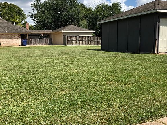 3rd image of 2731 Glenn Lakes Ln