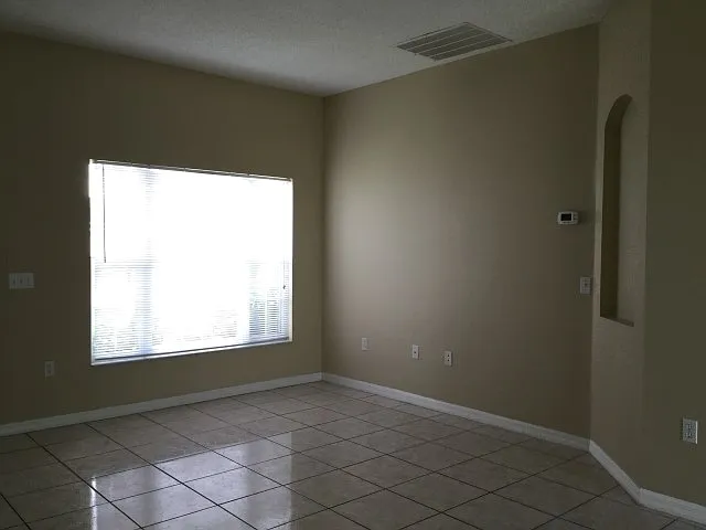 647 Heraldo Ct — Photo 7