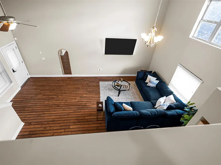 3501 Chenevert St #22 — Photo 9