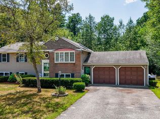 10 Wagner Way, Hudson, NH 03051