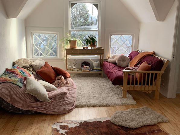 (undisclosed Address)