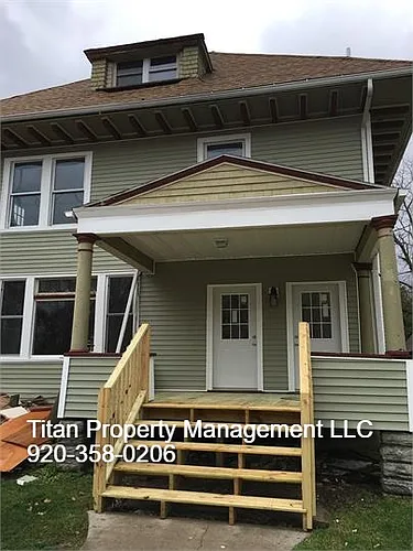 413 S Walnut St Photo 1