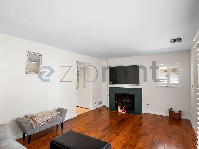 1904 Pomar Way — Photo 5
