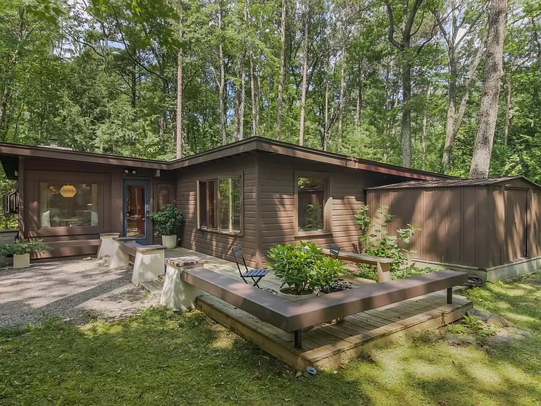 7238 Deepwater Point Rd #V — Photo 26