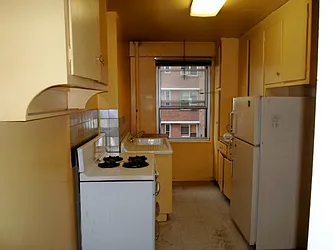 Sold by Manhattan Network Inc.