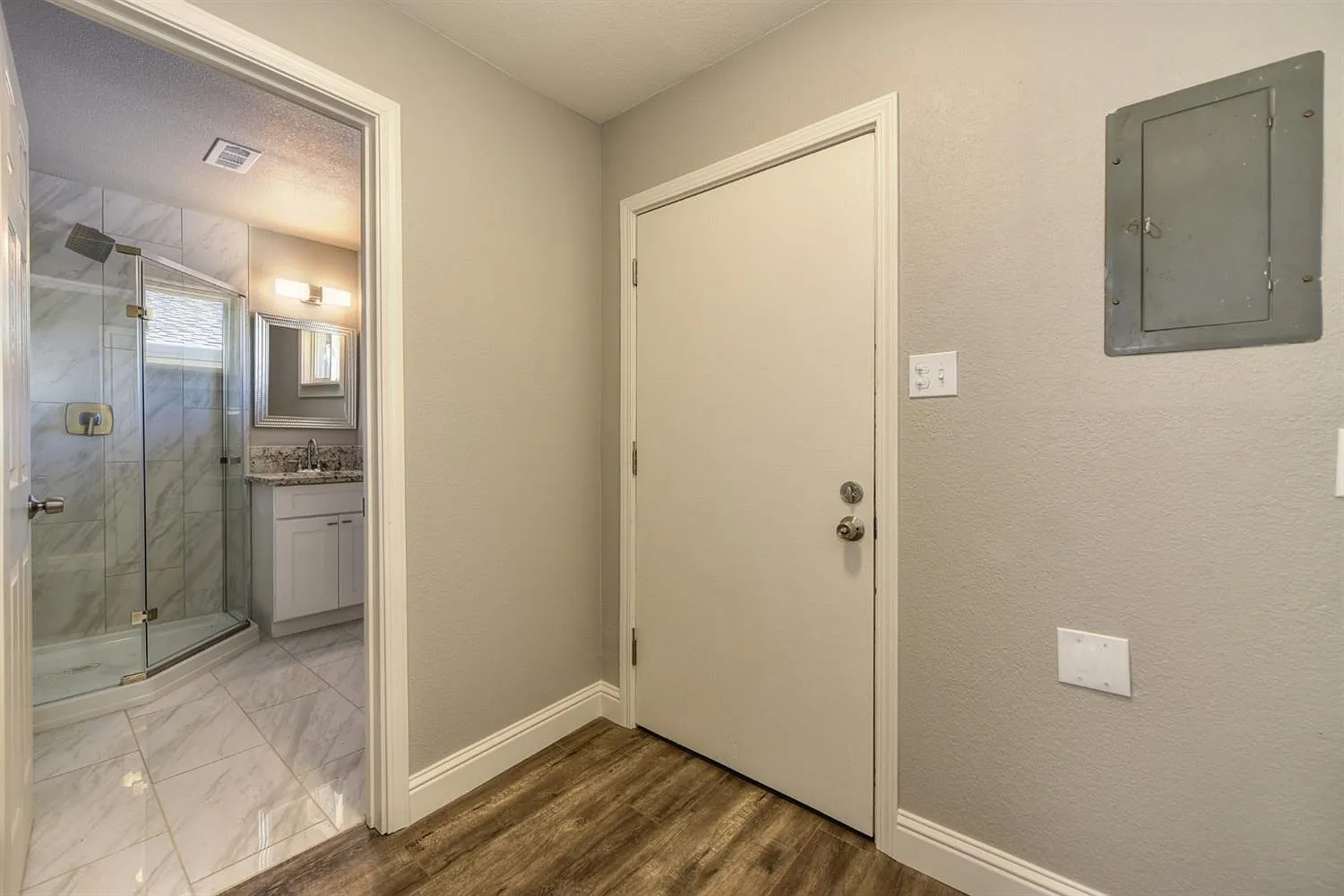 1 bed, 600 sqft, $1,650 — Photo 2