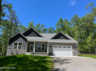 1803 Chinkapin Trl, Monterey, TN 38574