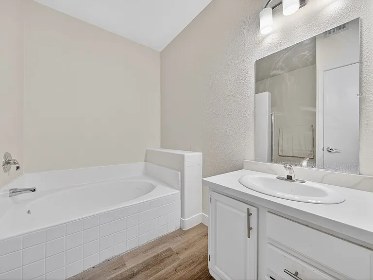 5650 E Sahara Ave #2060 — Photo 22