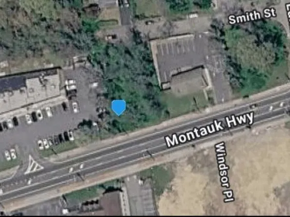 1397 Montauk Highway, Mastic, NY 11950