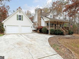 8092 Banks Mill Rd, Douglasville, GA