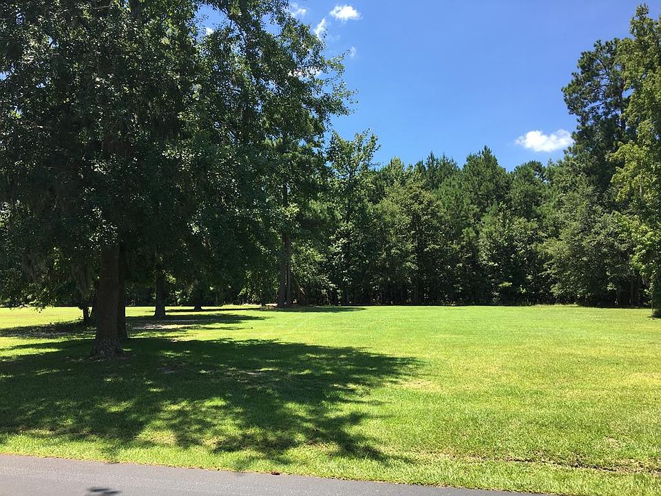1st image of 133 Woodlake Dr