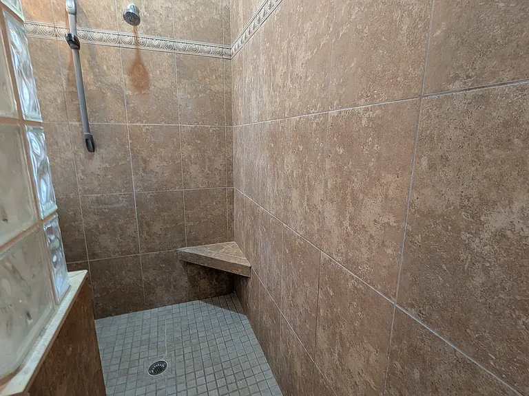 7436 Islander Ln — Photo 23