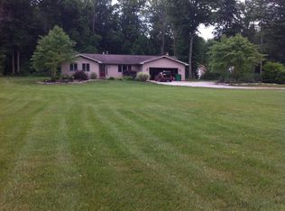 2154 S Parry Dr, Warsaw, IN 46580