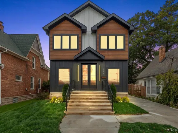 205 Pine St, Rochester, MI 48307