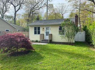 198 King Rd, Rocky Point, NY 11778