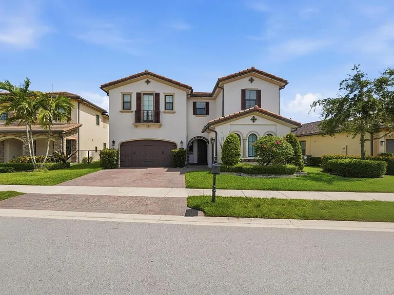 11415 Watercrest Cir E — Photo 100
