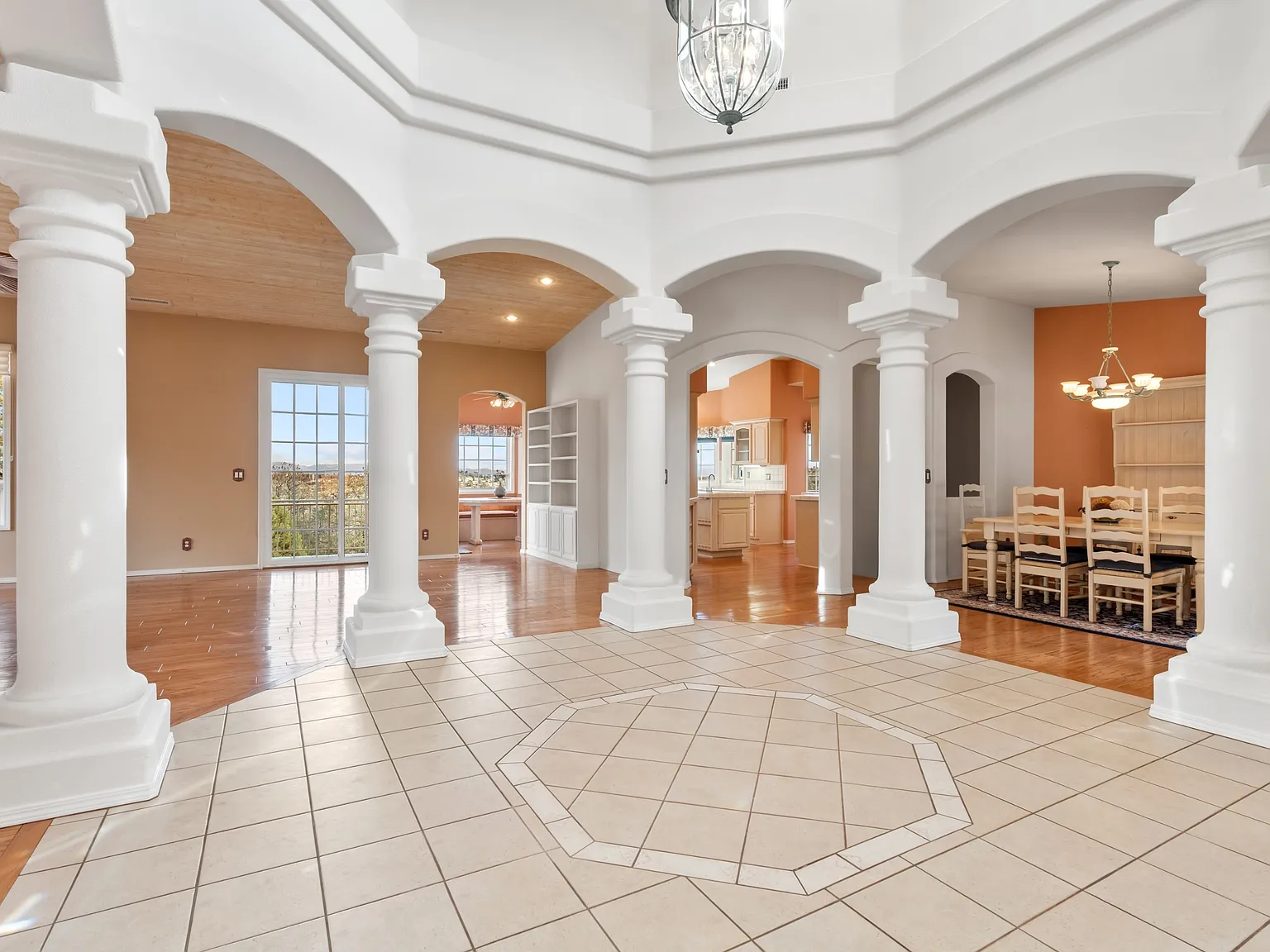2780 Whispering Way Circle - 1 — Photo 3