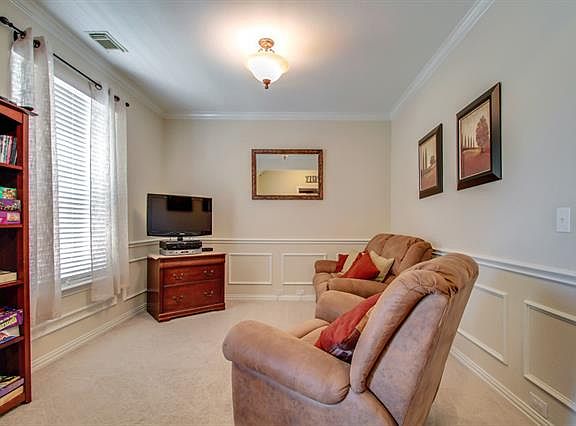 4th image of 2709 Fordham Ct