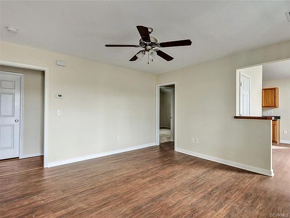 5th image of 12279 Main St