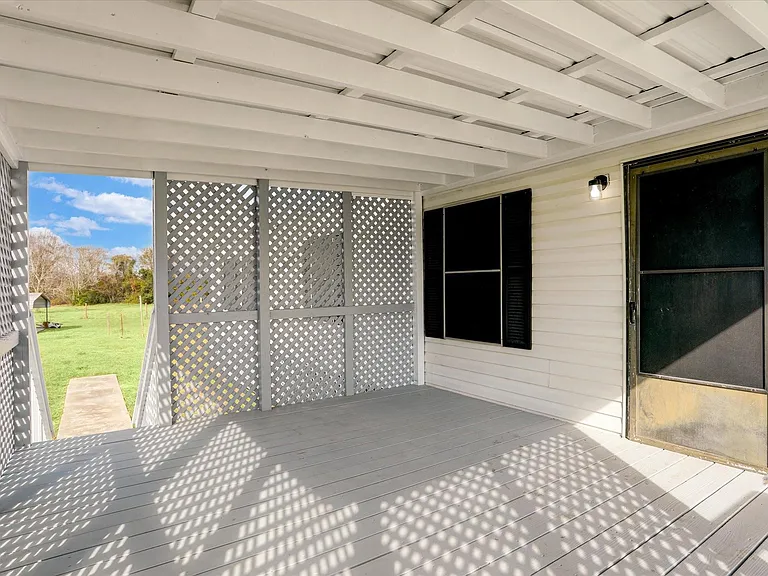 5806 S Highway 35 — Photo 5