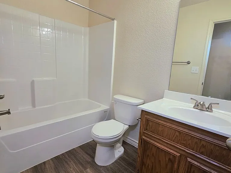 3315 Stonewall Dr #B — Photo 10