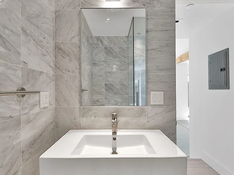 129 Julian Ave #7 — Photo 19