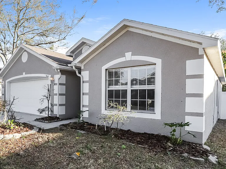 9421 Cypress Harbor Dr — Photo 3