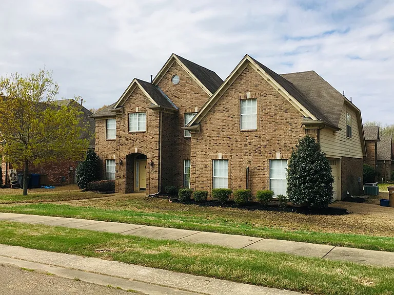 5307 Day Lily Dr — Photo 1