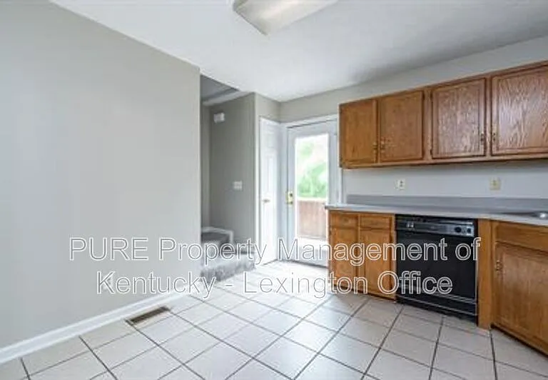 263 Centennial Dr #2D — Photo 11