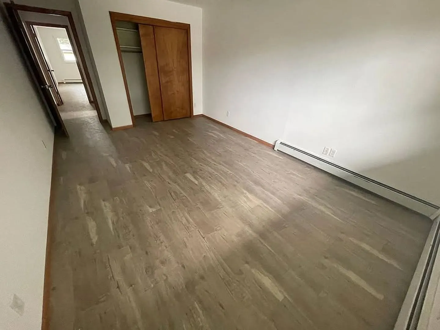1104 Summit Blvd — Photo 3