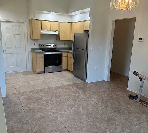 4th image of 4023 Portillo Rd