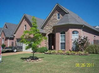 2597 Plum Creek Dr, Cordova, TN 38016