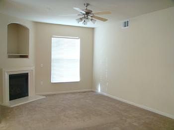 4th image of 5564 Tares Cir