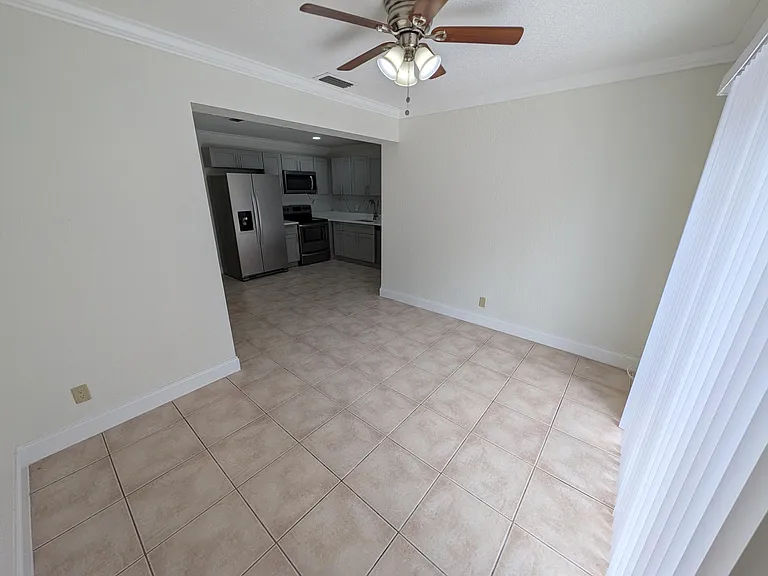 4626 Arthur St — Photo 8