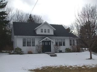 250 Whiteview Rd, Wynantskill, NY 12198