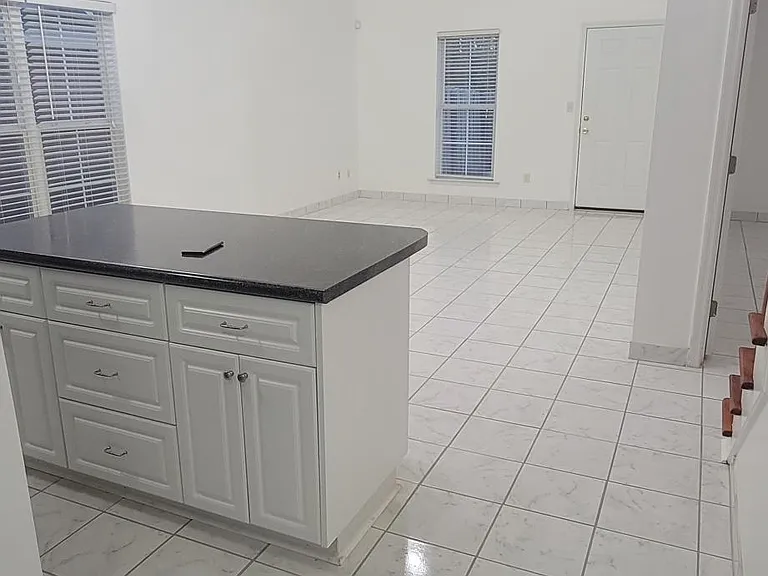 Kitchen -Living room